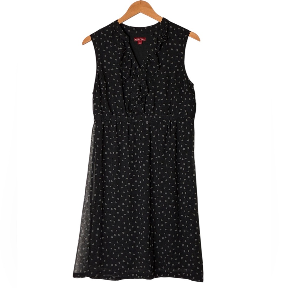 Merona | Like new polka dot v-neck lined ruffle dress